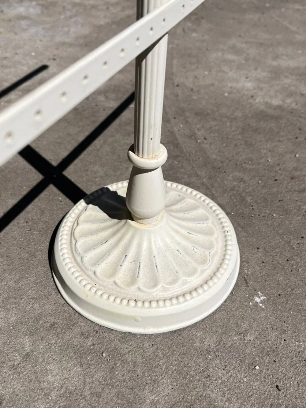 Pottery Barn Teen Earring Stand Jewelry Holder Display Antique White Tiered PB